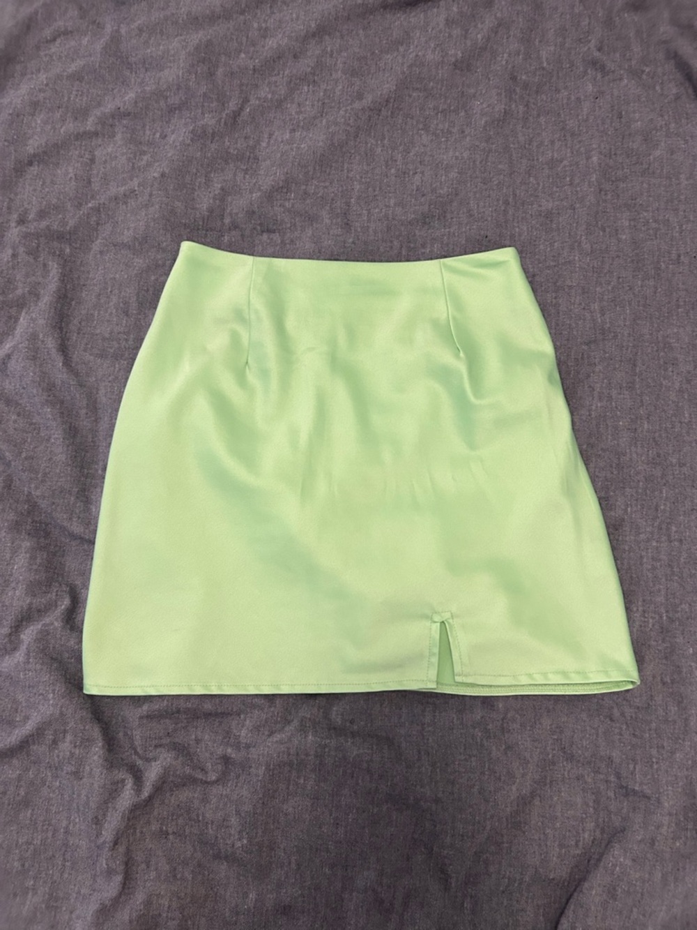Oh Polly Light Green Satin Mini Skirt size 6